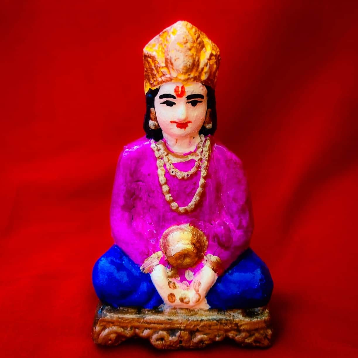 Lord Kuber Statue - front_view