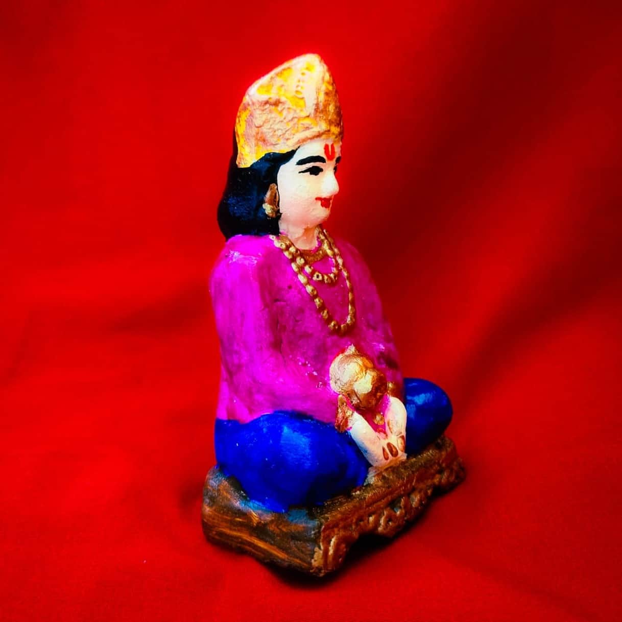 Lord Kuber Statue - right_view
