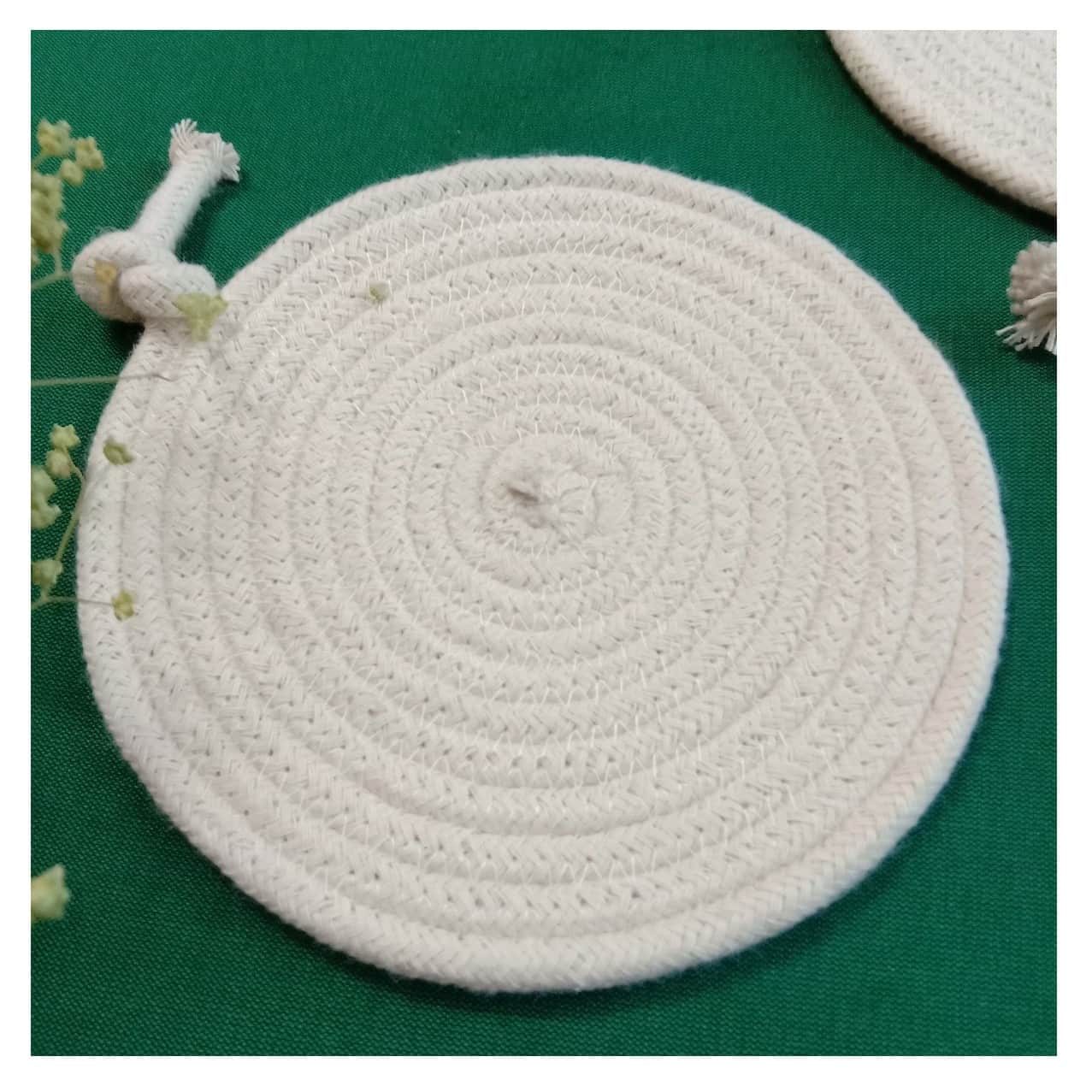 Round Knot Tea coaster - front_view