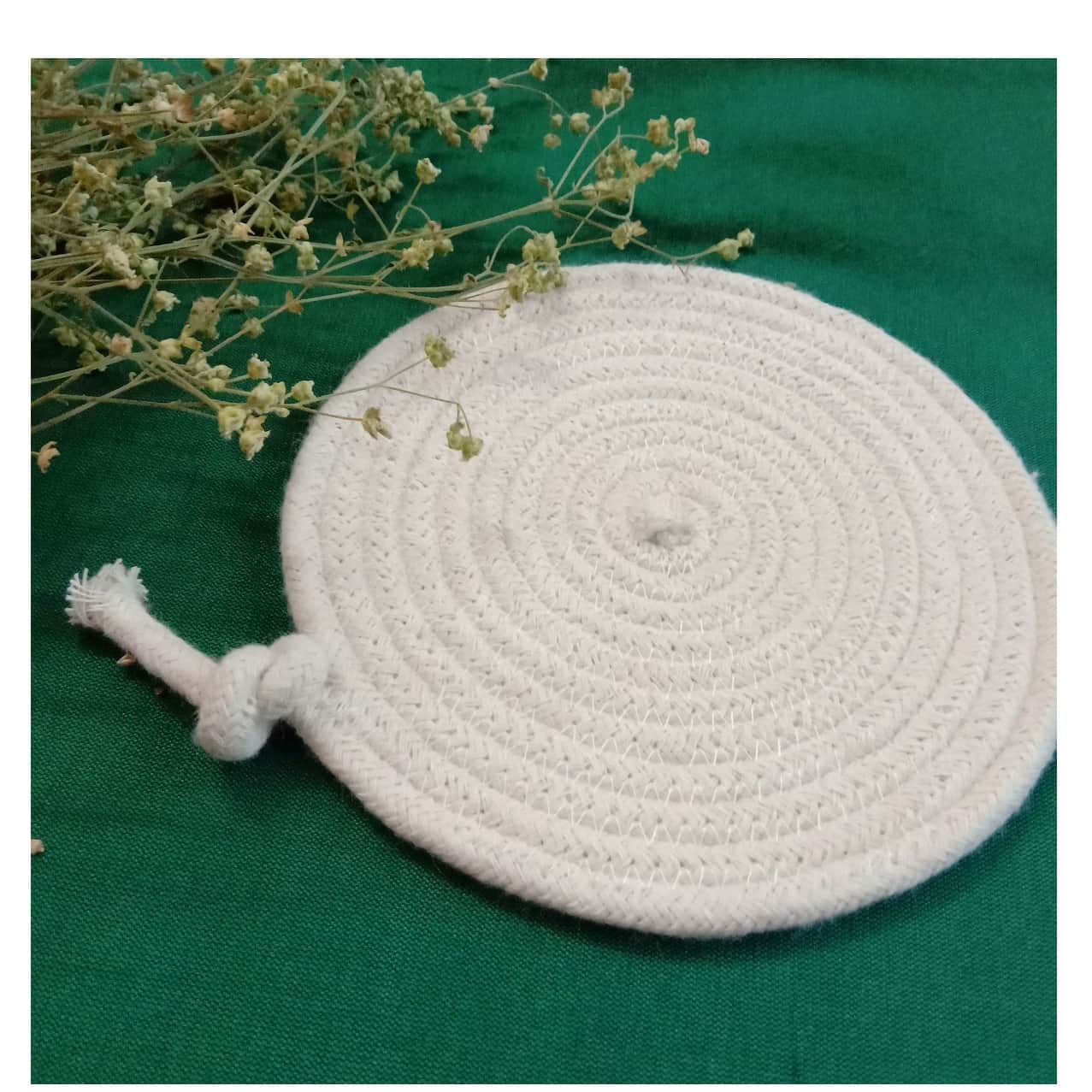Round Knot Tea coaster - top_view