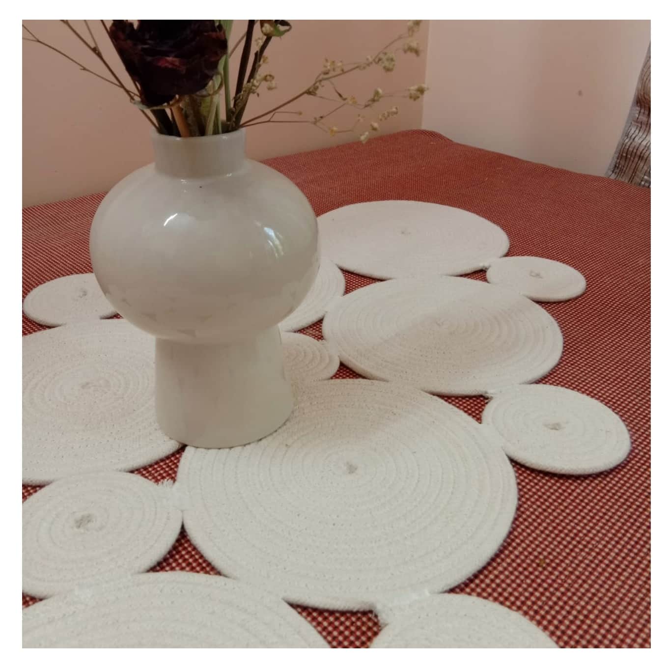 Snow Table Runner - left_view