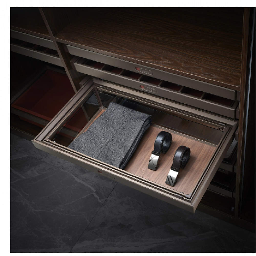 Wardrobe Storage Rattan Basket - 600MM - photo