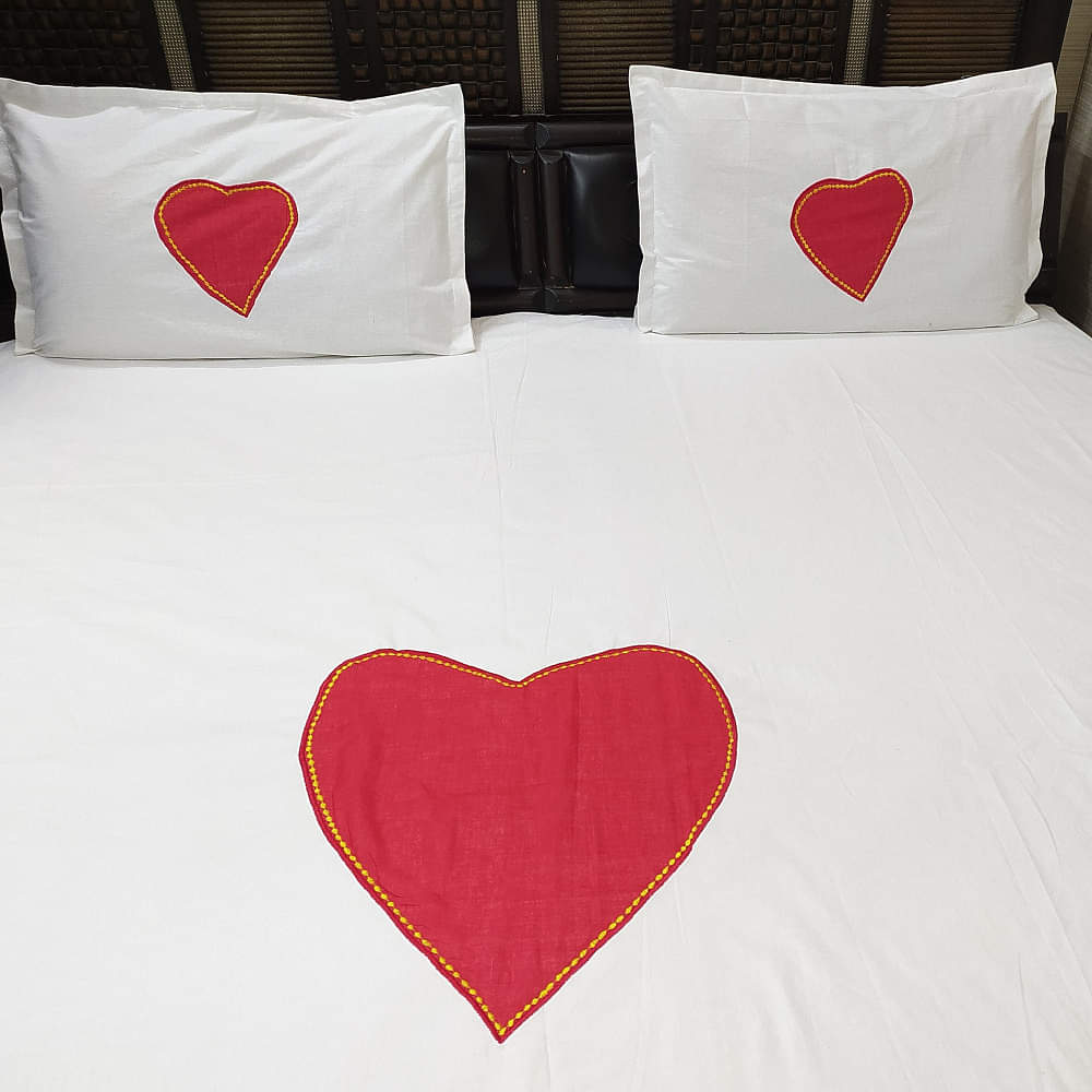 Heart Patch White Queen Size Double Bedsheet With Two Pillow Covers - photo