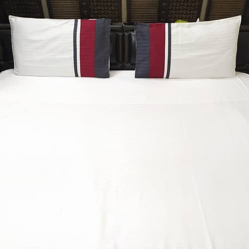 Designer Taping Stripe Double Bedsheet With Two Pillow Covers