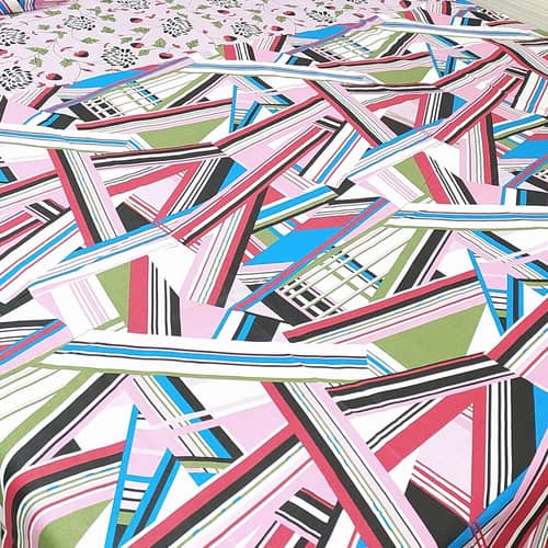 Abstract Printed Double Super King Sized Double Bedsheet With Two Pillow Covers