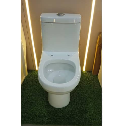 White Ceramic Western Toilet