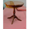 Round shape centre table - rear_view