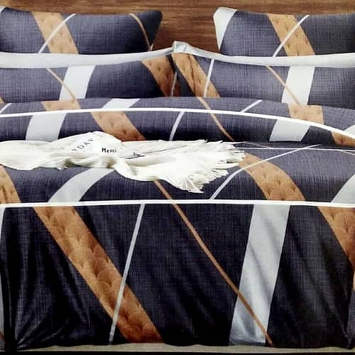 Multicolored Geometrical Comforter Set (Set of 4)  (1 Double Bed sheet, 2 Pillow Covers And 1 Comforter)