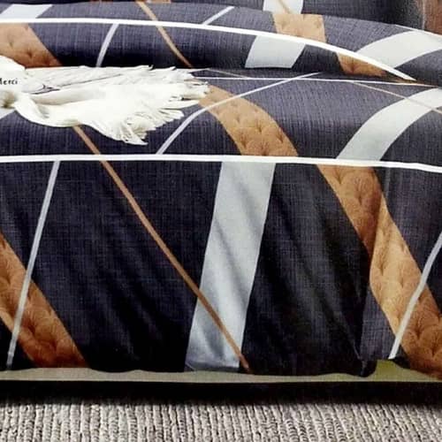 Multicolored Geometrical Comforter Set (Set of 4)  (1 Double Bed sheet, 2 Pillow Covers And 1 Comforter)