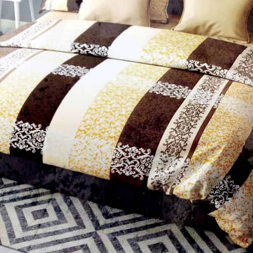 Brown & Cream Printed Comforter Set of 4 (1 Double Bedsheet With 2 Pillow Covers And 1 Comforter)