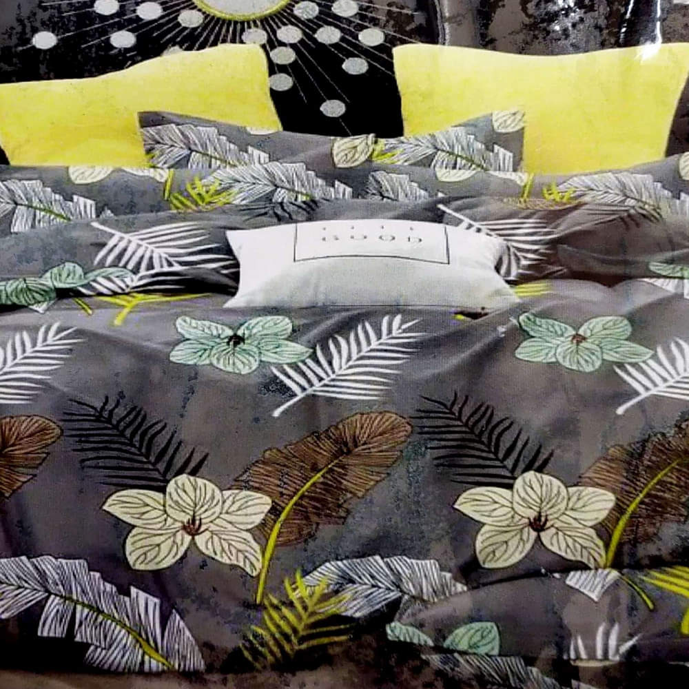 Printed Comforter Set of 4 (1 Double Bedsheet With 2 Pillow Covers & 1 Comforter) - photo