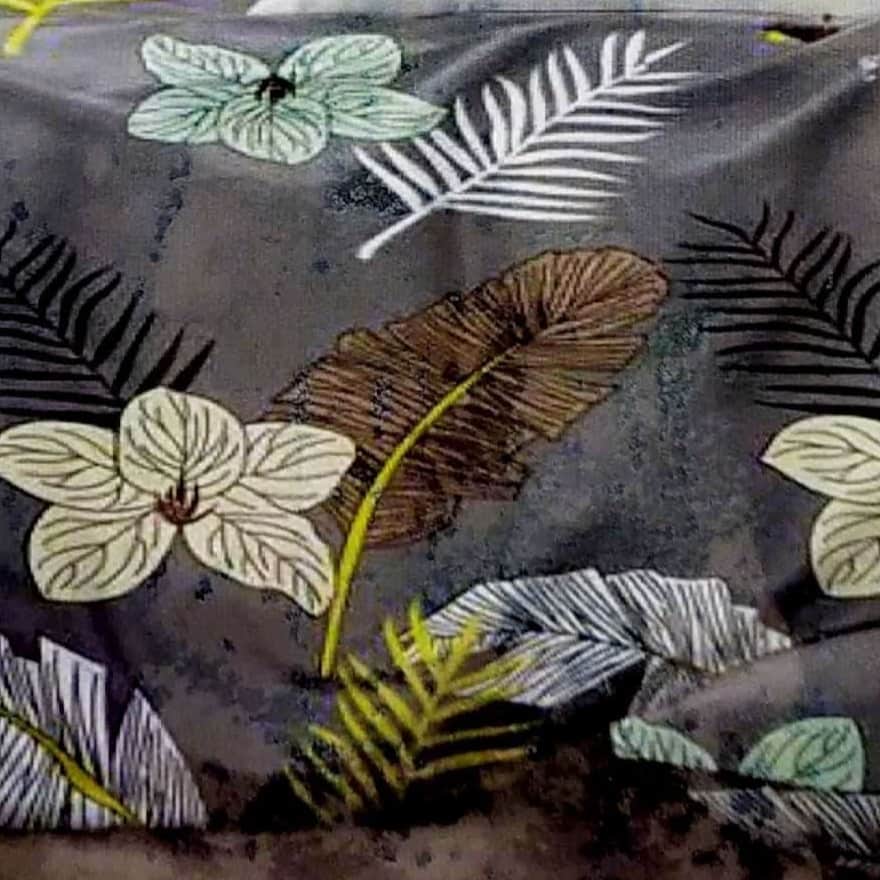 Printed Comforter Set of 4 (1 Double Bedsheet With 2 Pillow Covers & 1 Comforter) - front_view