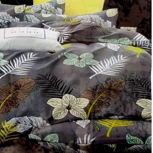 Printed Comforter Set of 4 (1 Double Bedsheet With 2 Pillow Covers & 1 Comforter)