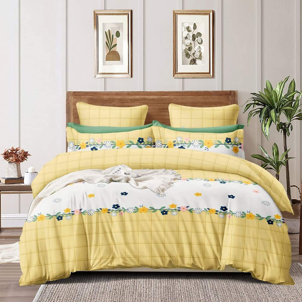 Beautiful Yellow & White Comforter set of 4 ( 1 Double Bedsheet With 2 Pillow Covers And 1 Comforter) - photo