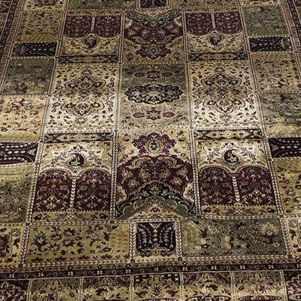 Kashmiri Silk Carpet Persian Design - bottom_view