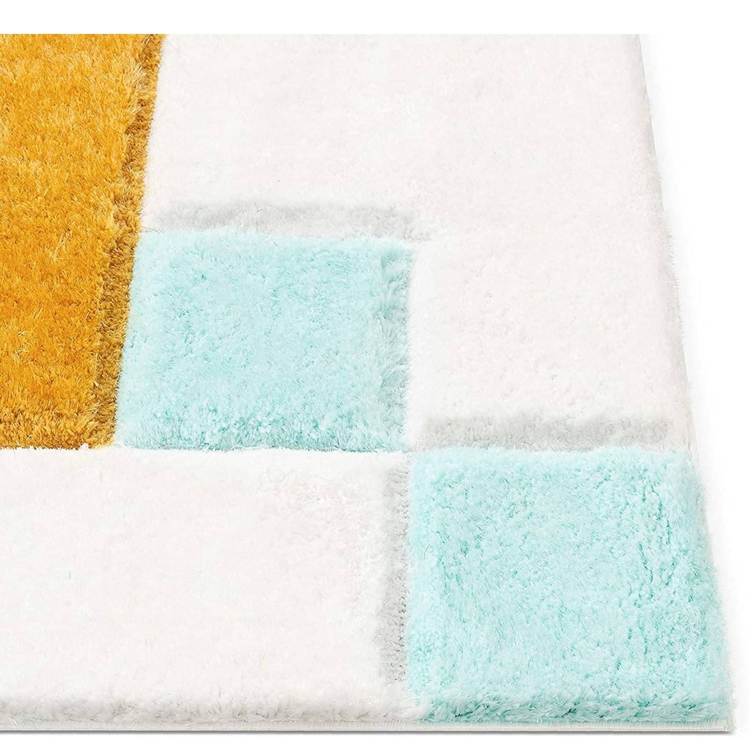 Handwoven Shaggy Carpet