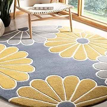 Textured Woolen Round Carpet - photo