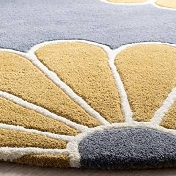 Textured Woolen Round Carpet