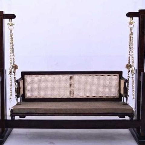 Cane jhula best sale with stand