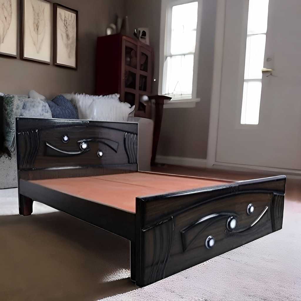 Bantia Queen Size Bed Cot - photo