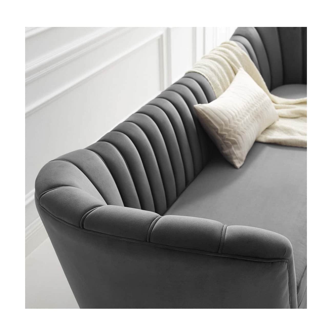 Tufted curved velvet Sofa - top_view