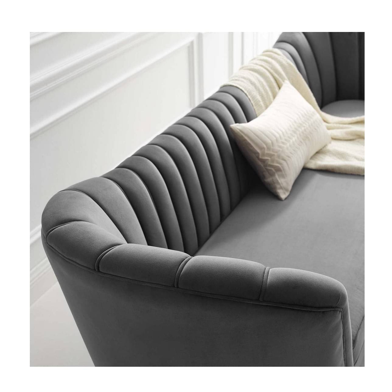 Tufted curved velvet Sofa