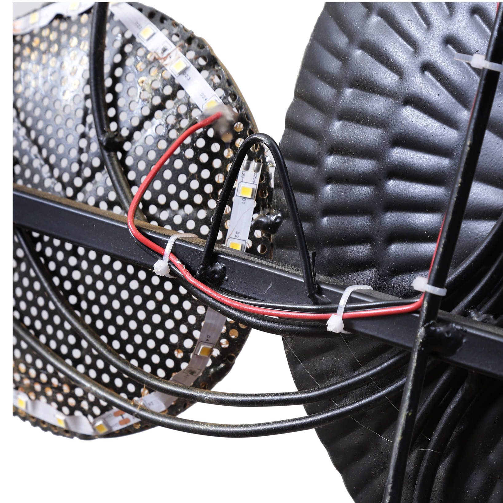 Circle Design Metal Wall Art With LED