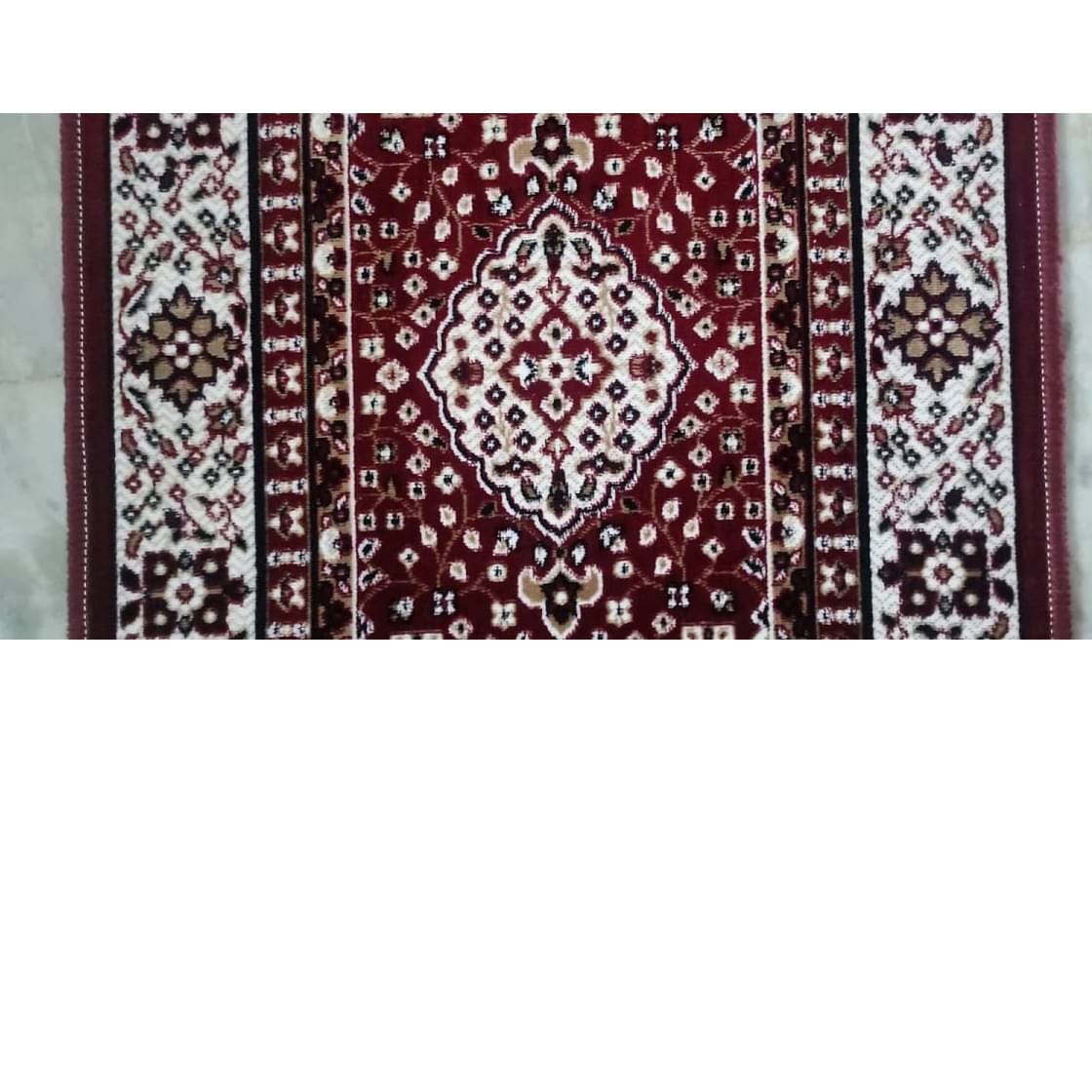 Orleans Soft Silk Runner