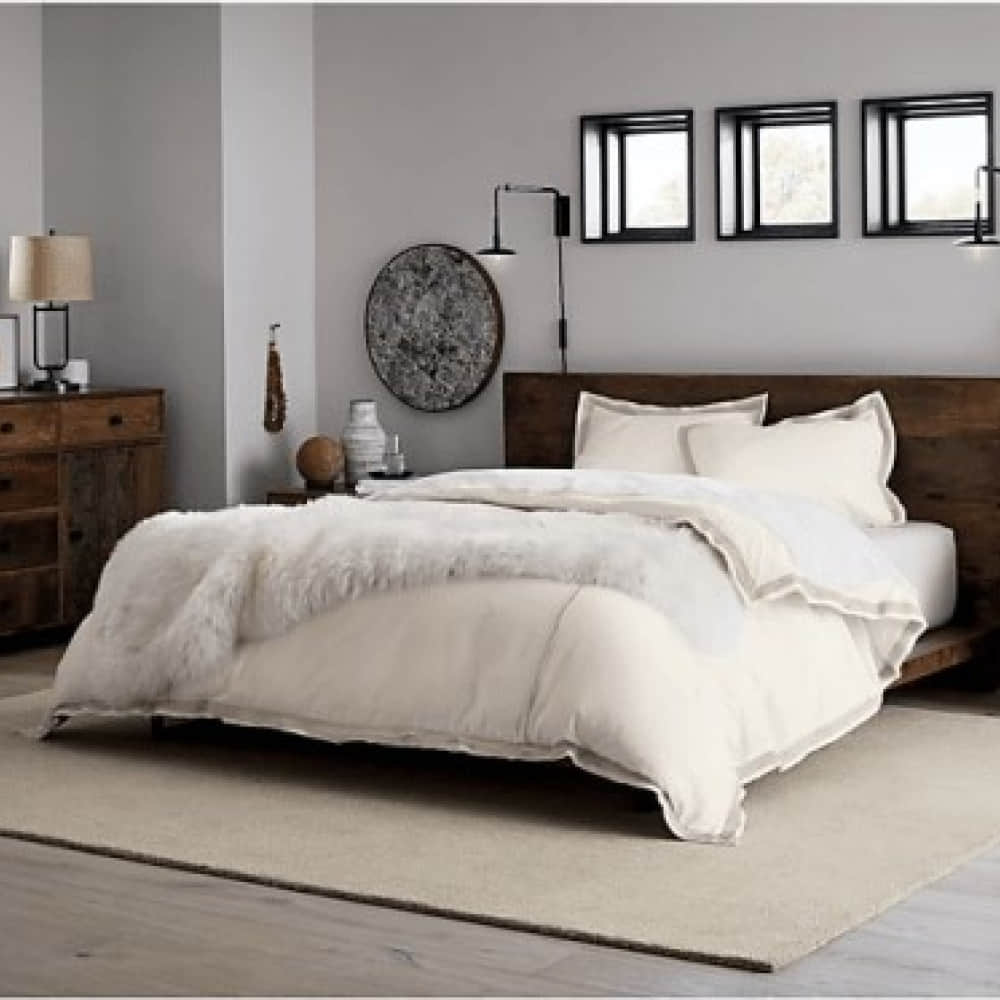 Vintage Style King Size Bed - photo