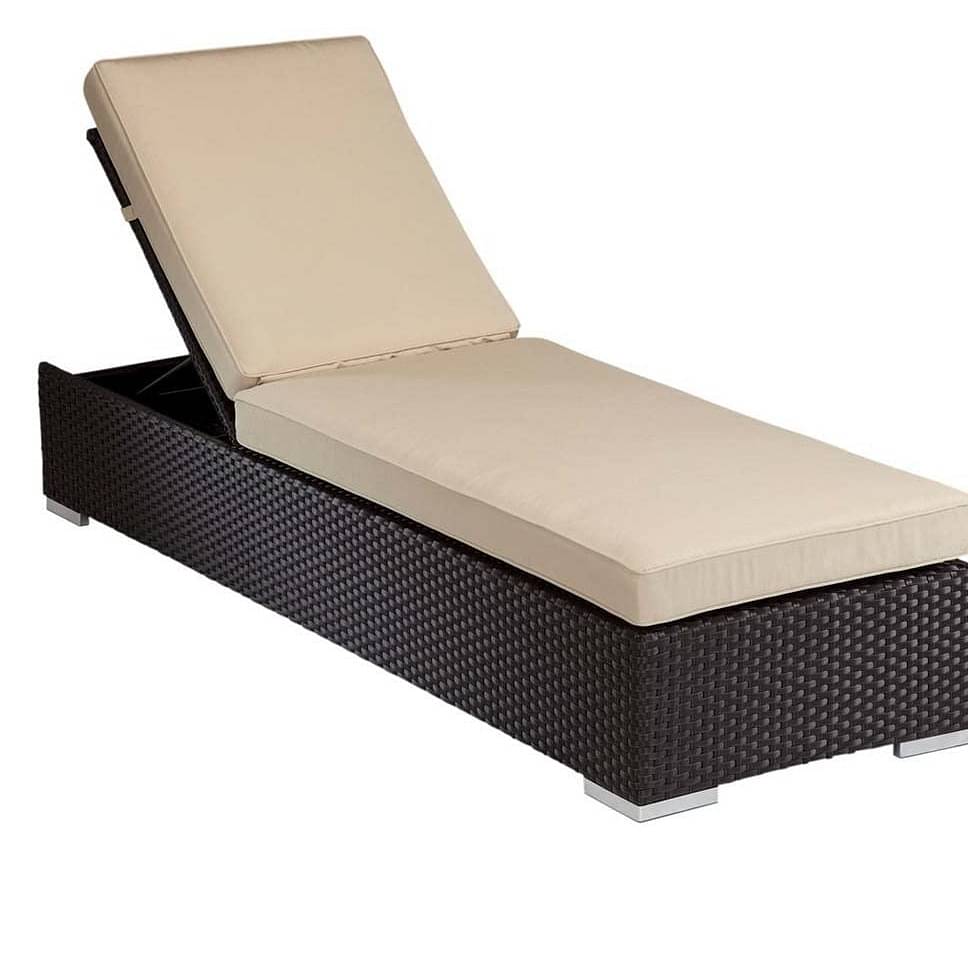 Outdoor Rattan Wicker Sun Lounger Recliner Chair (Dark Brown)