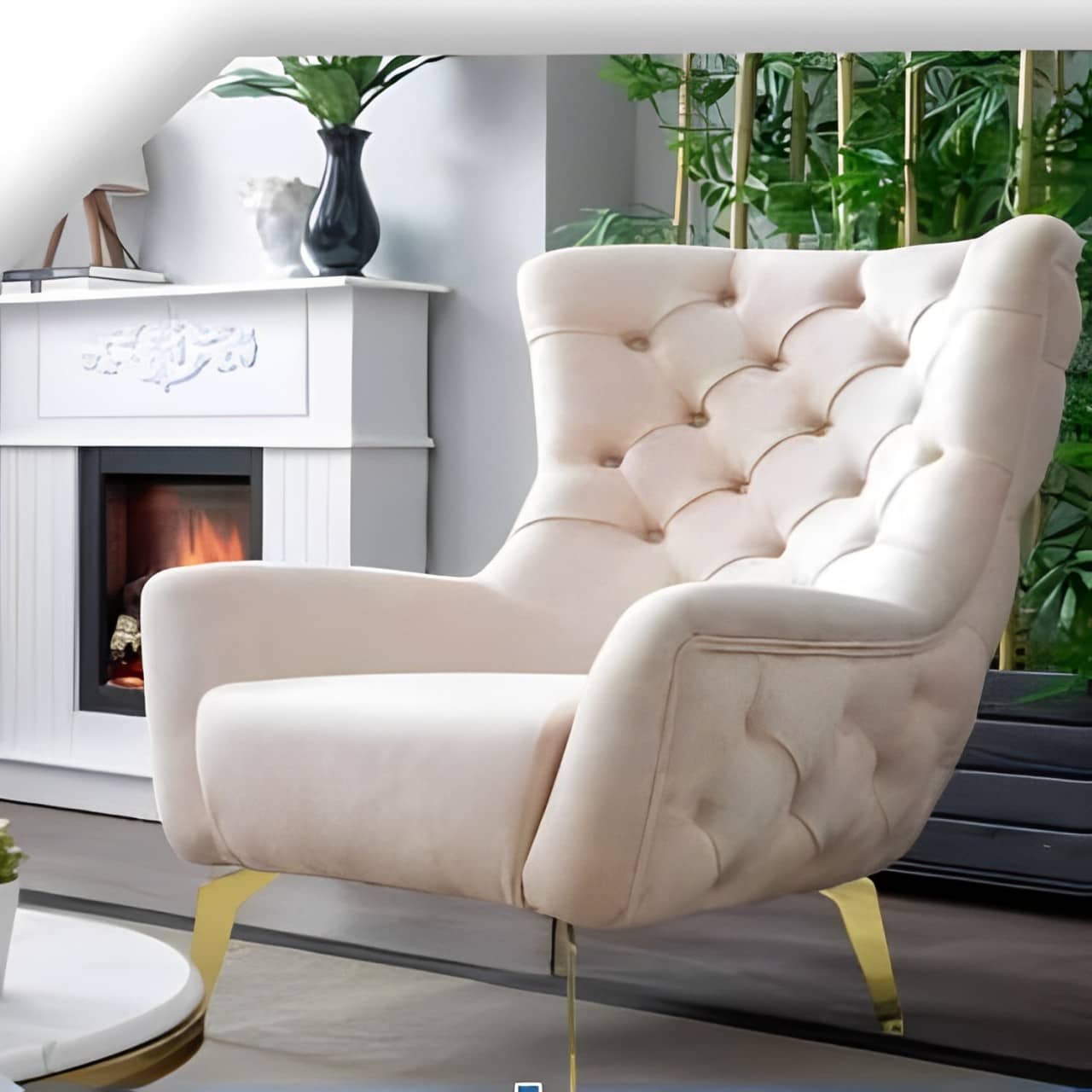 Tauras Luxurious Arm Chair