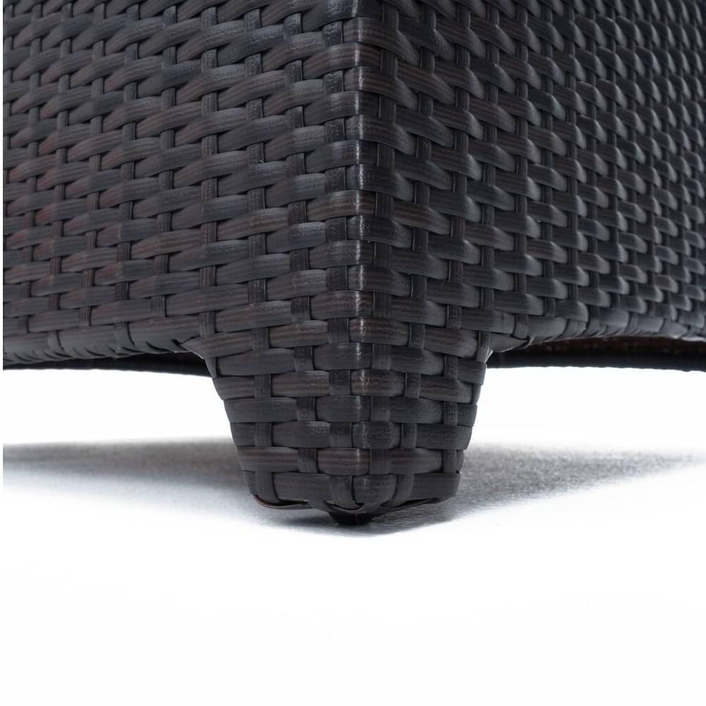 Argo Outdoor sofa with center table