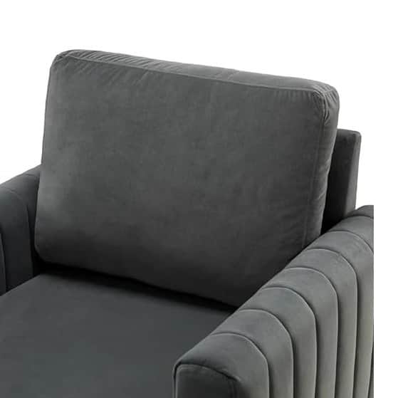 Gray - front_view