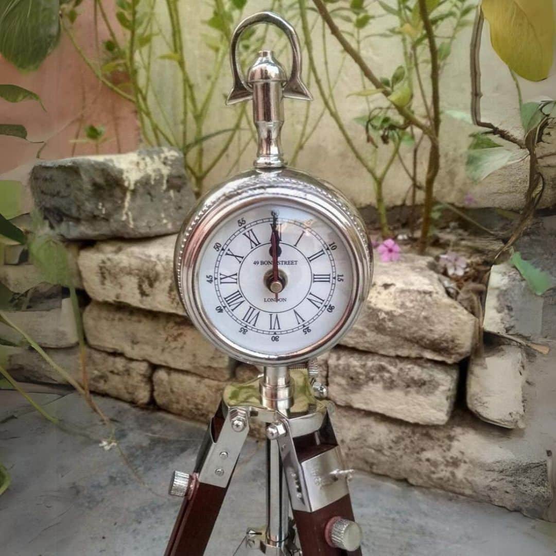 Adjustable Wooden Tripod Stand Desk Clock - rear_view