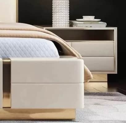 Kaito King size Bed with Storage - rear_view