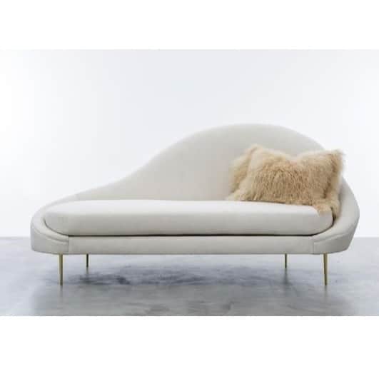 Living Arch Indoor Lounge - right_view