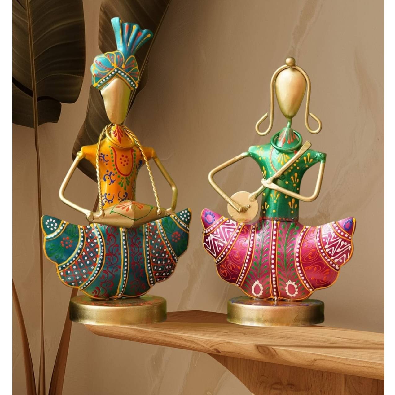 Metal Rajasthani Showpiece (Set of 2)