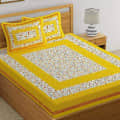 Alluring Printed Cotton Double Bed sheet with 2 Pillow Cover/yellow - photo